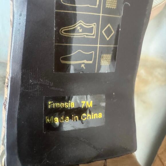 J Renee Freesia Natural Brown Cork Block Heel Mesh Bow Slides Sandals Mules Sz 7 - Picture 8 of 10